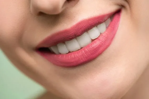 Teeth Whitening for Adults: 4 Reasons to Consider Before You Go for it